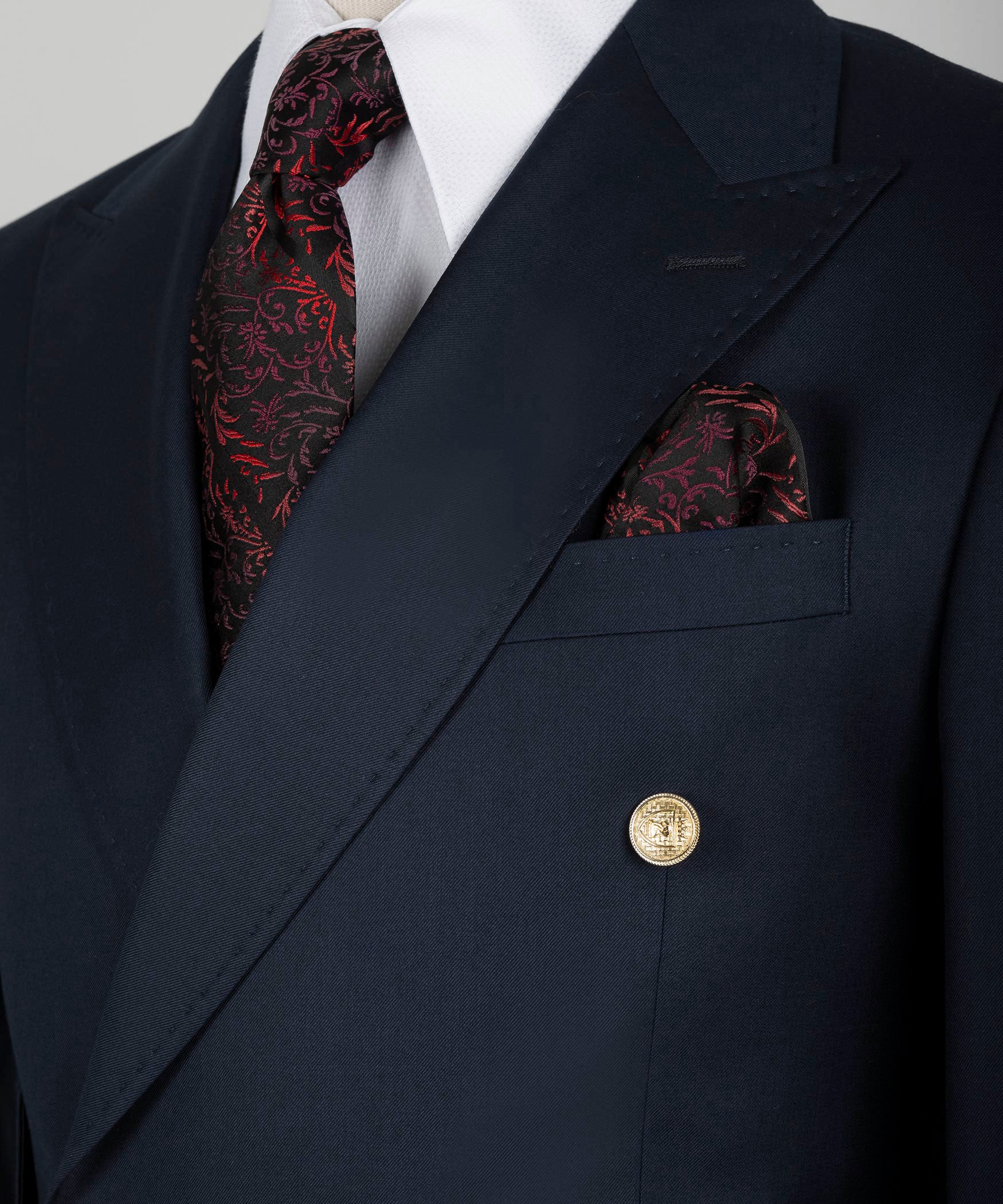 Double Breasted Gold Button Men’s Suit – Dio Babylonian